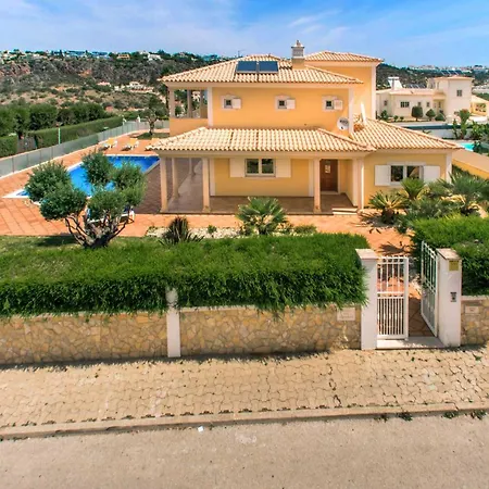 Holiday home Oliveiras Amazing Location Walk To Marina Restaurants *