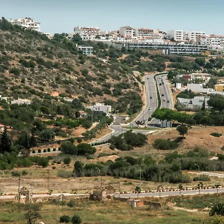 Oliveiras Amazing Location Walk To Marina Restaurants Holiday home *