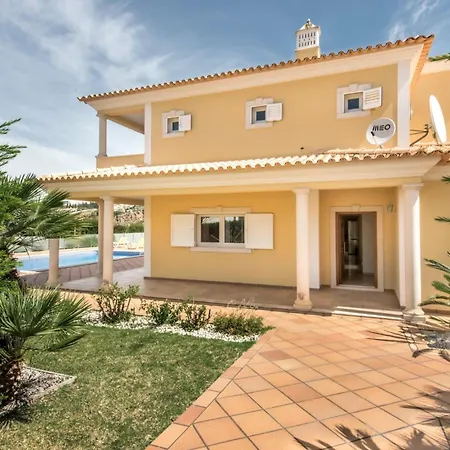 Holiday home Oliveiras Amazing Location Walk To Marina Restaurants Albufeira