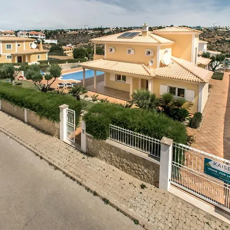 Oliveiras Amazing Location Walk To Marina Restaurants Albufeira