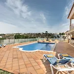 Oliveiras Amazing Location Walk To Marina Restaurants Вилла