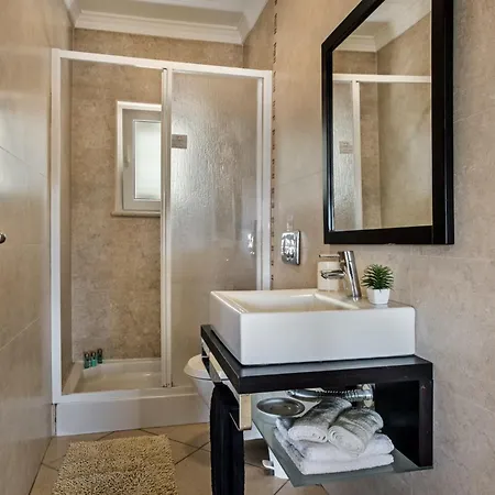 Вилла Oliveiras Amazing Location Walk To Marina Restaurants Албуфейра